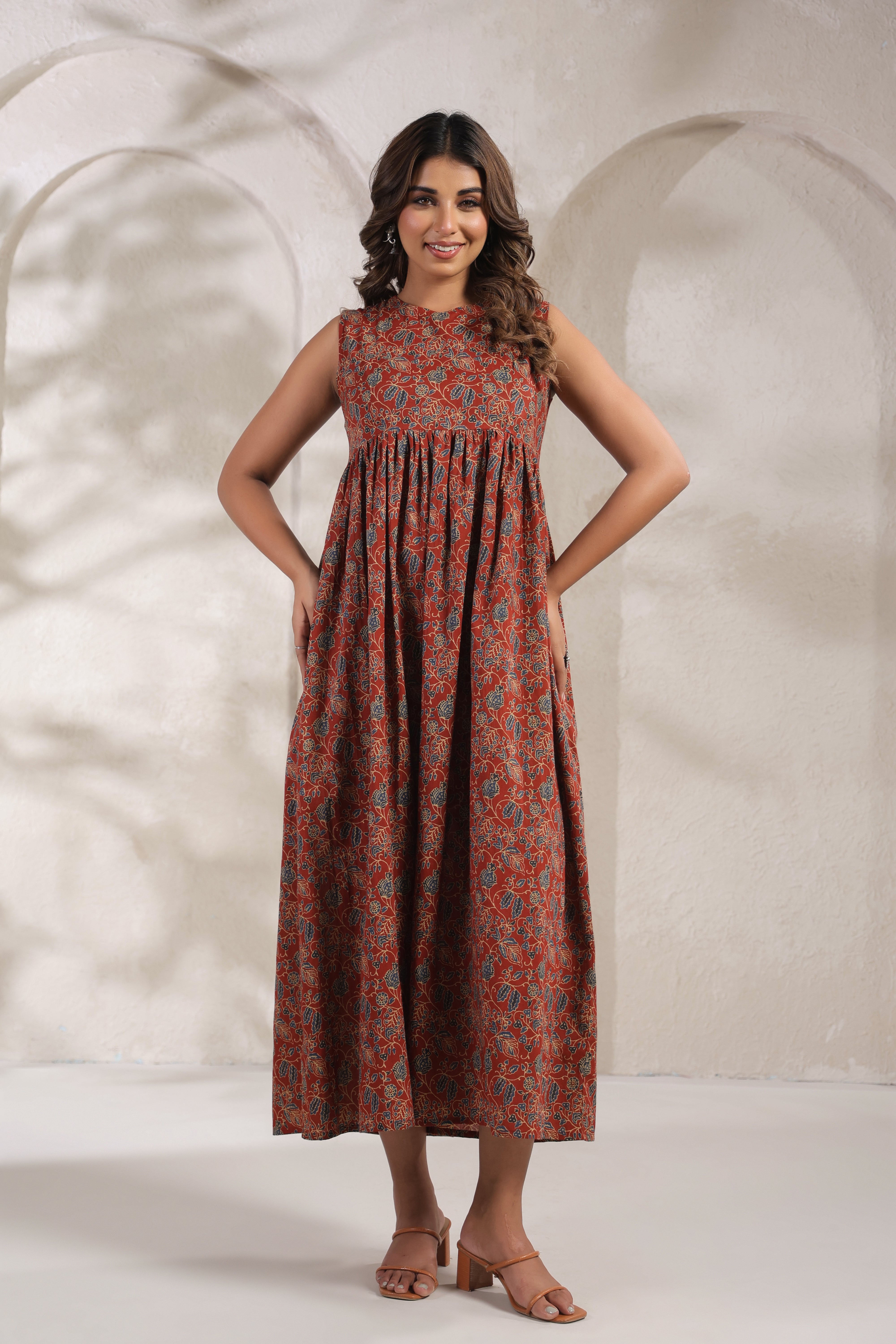 Maroon Floral Printed Sleeveless Cotton Kurti