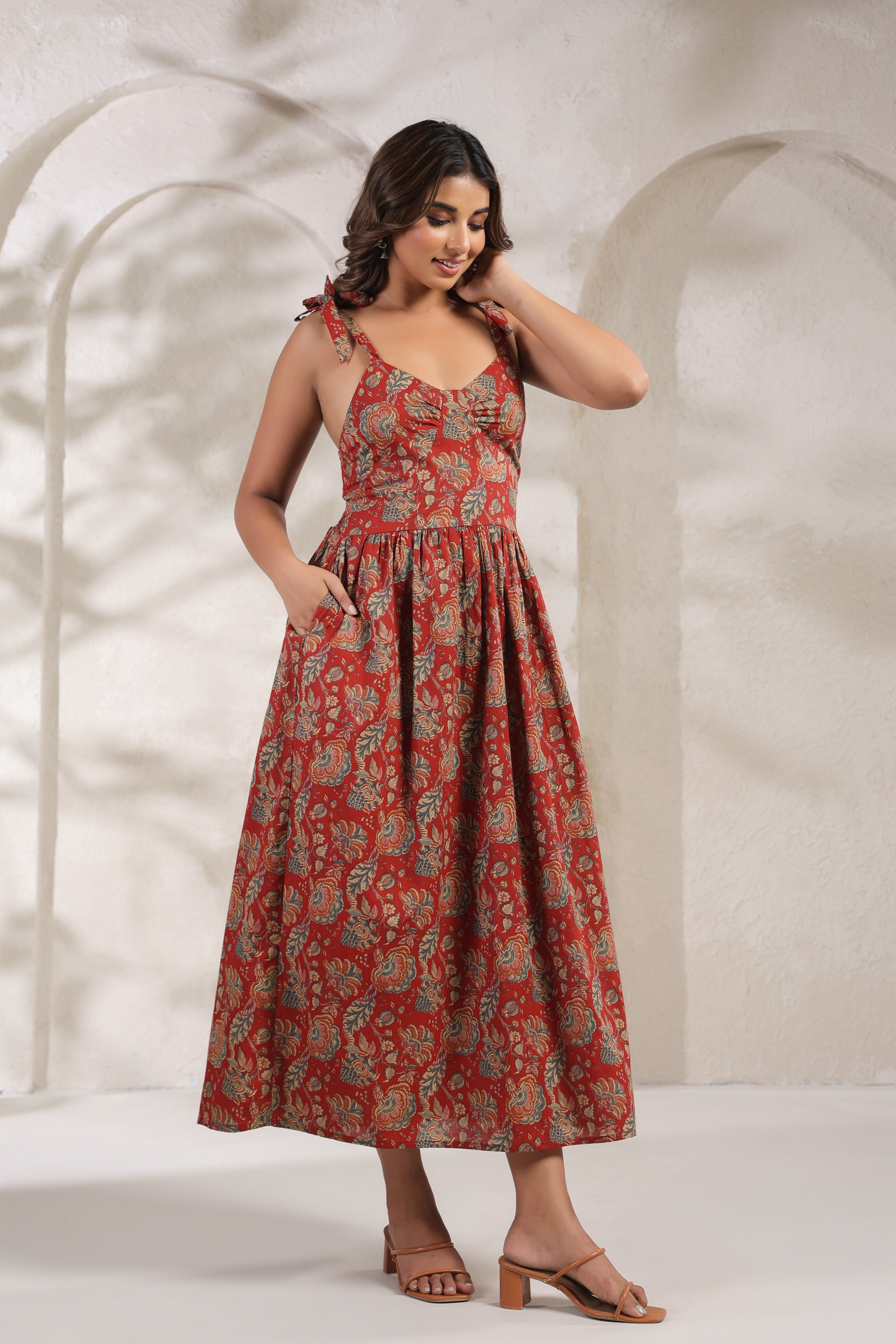 Maroon Giraffe Print Sleeveless Kurti Top