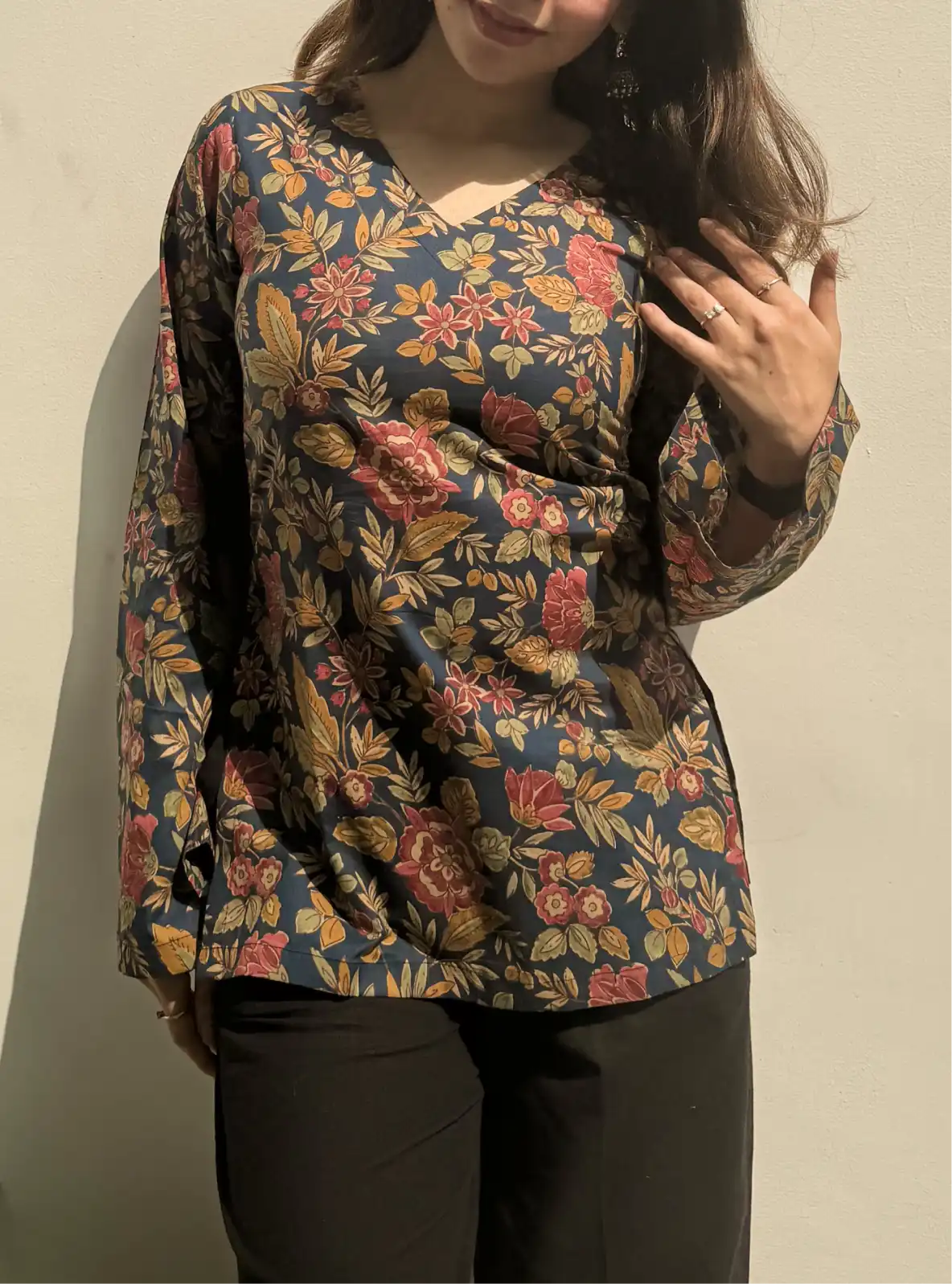 Gumshuda Bell Sleeves Kurti