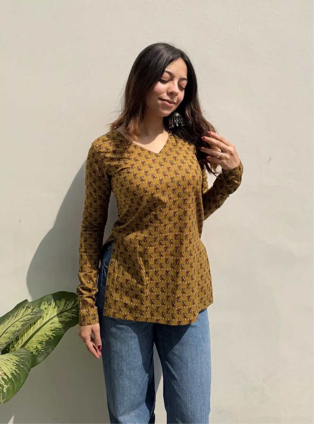 Kritika Straight Sleeves Kurti