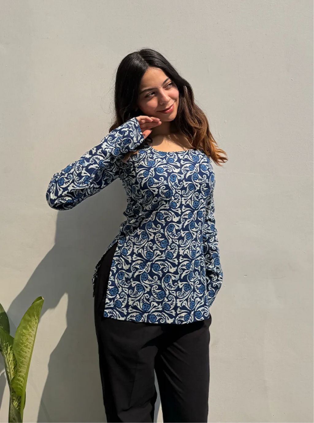 Fasana Boat Neck Kurti