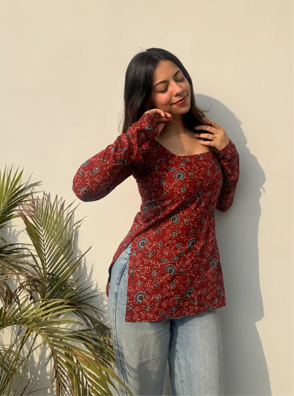 Mannat Boat Neck Kurti