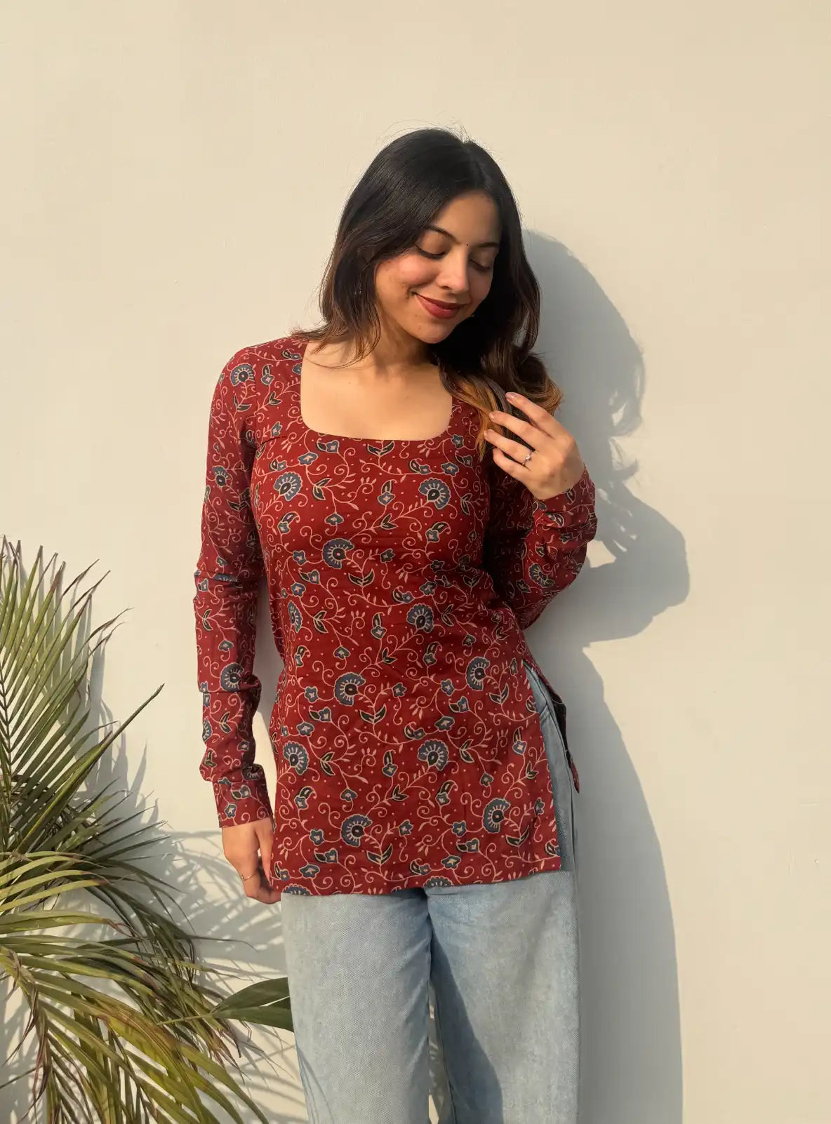 Mannat Boat Neck Kurti