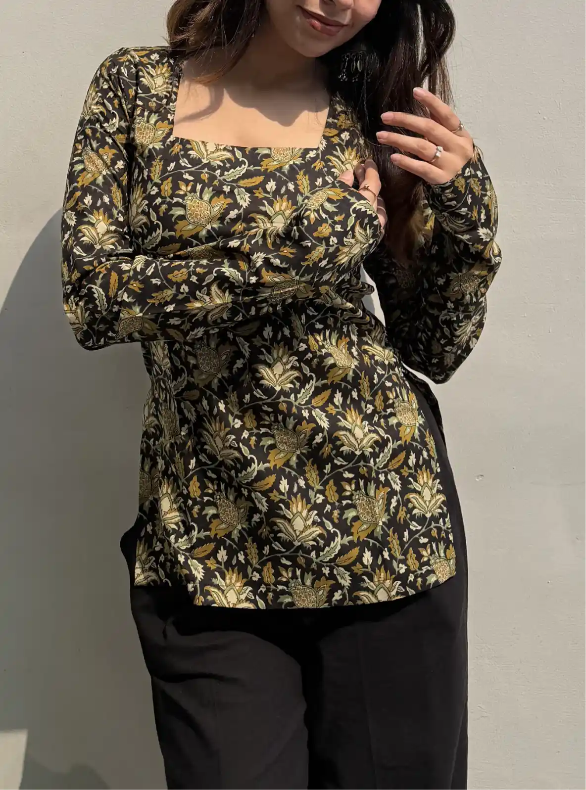 Paheli Square Neck Kurti