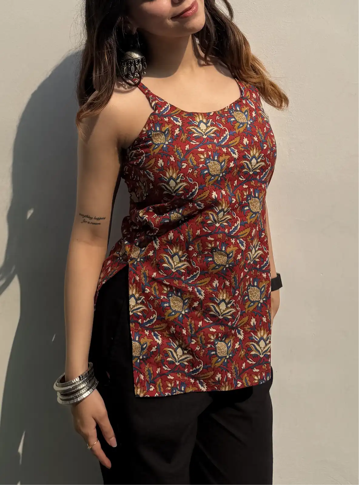 Saanjh Short Sleeveless Kurti