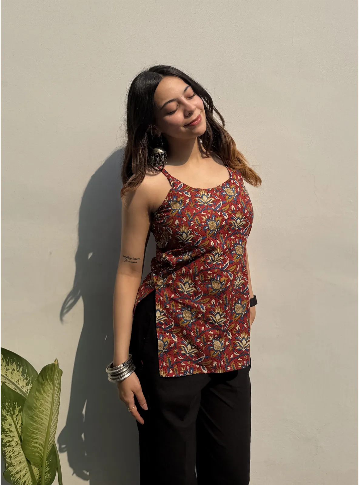 Saanjh Short Sleeveless Kurti