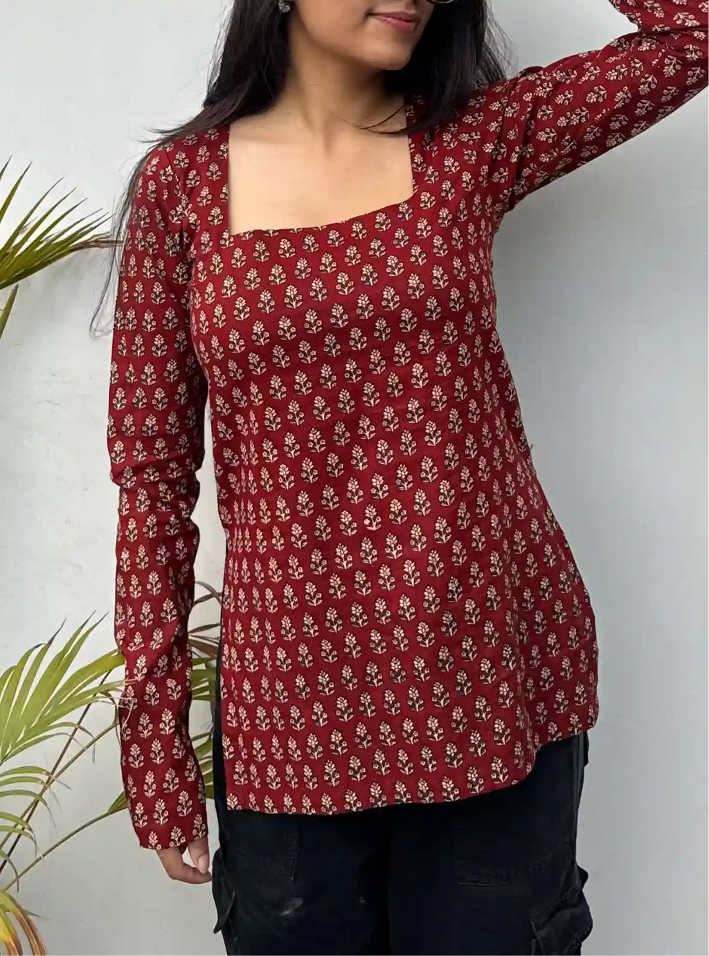 Dilnashi Square Neck Kurti