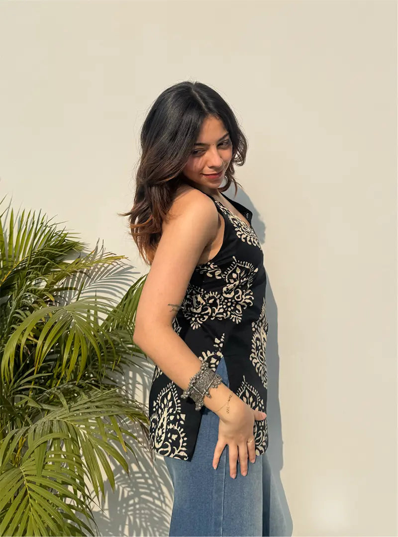 Jogi Halter Neck Kurti