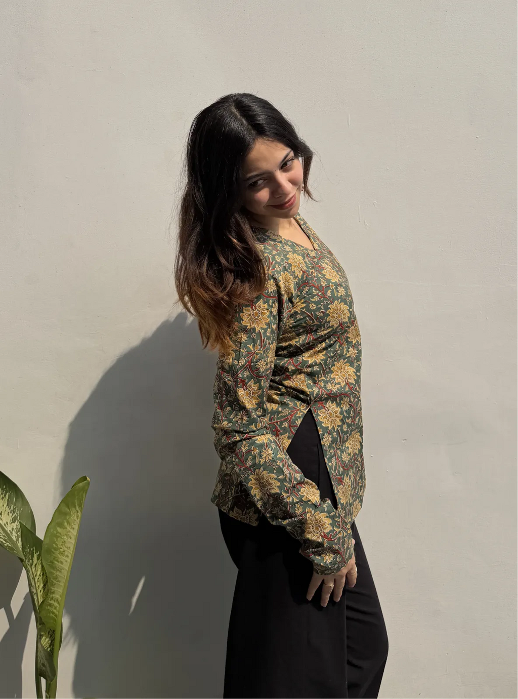 Divya Straight Sleeves Kurti