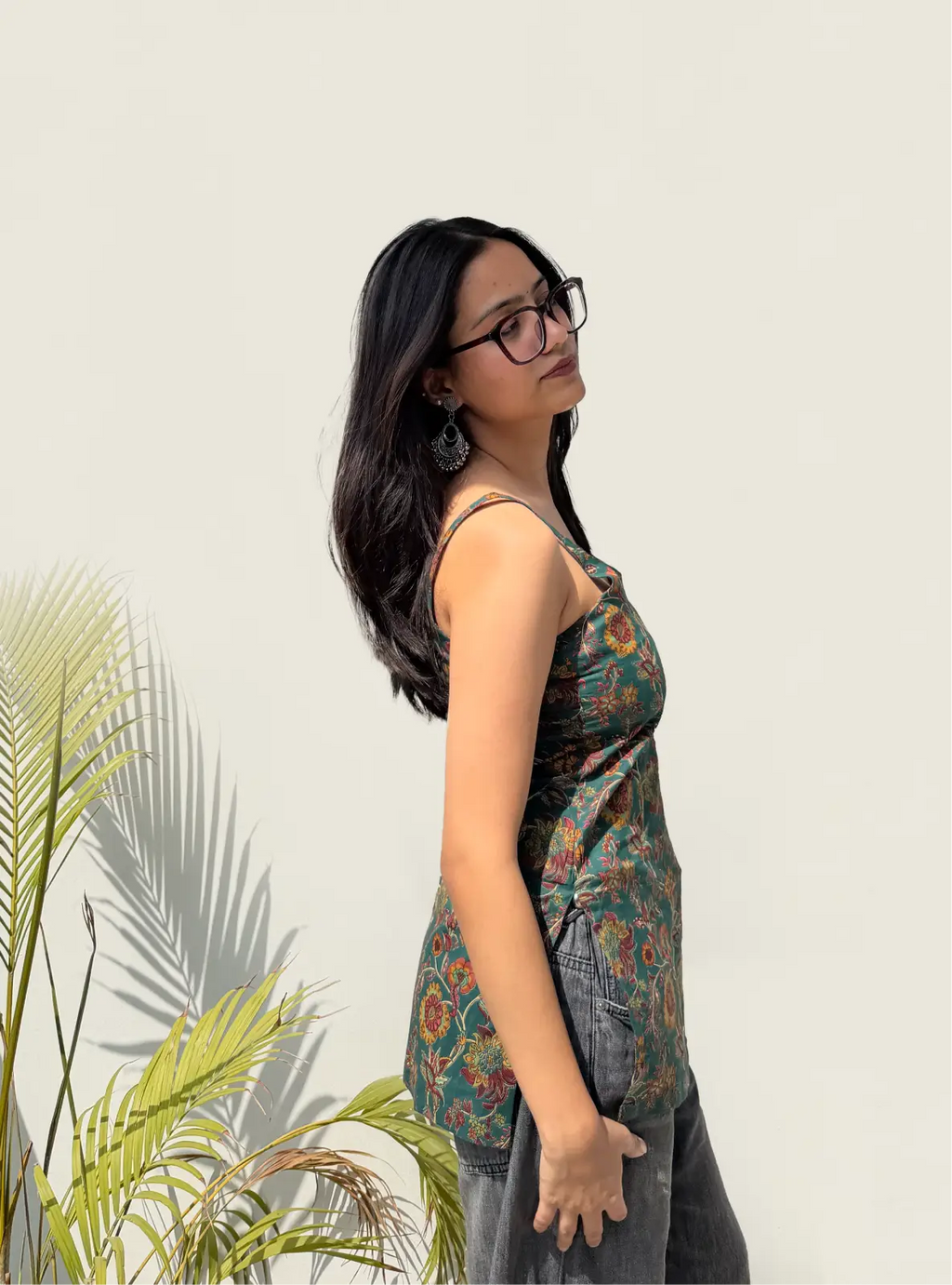 Zainab Short Sleeveless Kurti