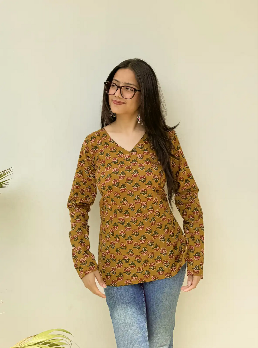 Leher Straight Sleeves Kurti