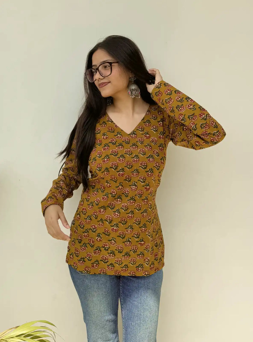 Leher Straight Sleeves Kurti