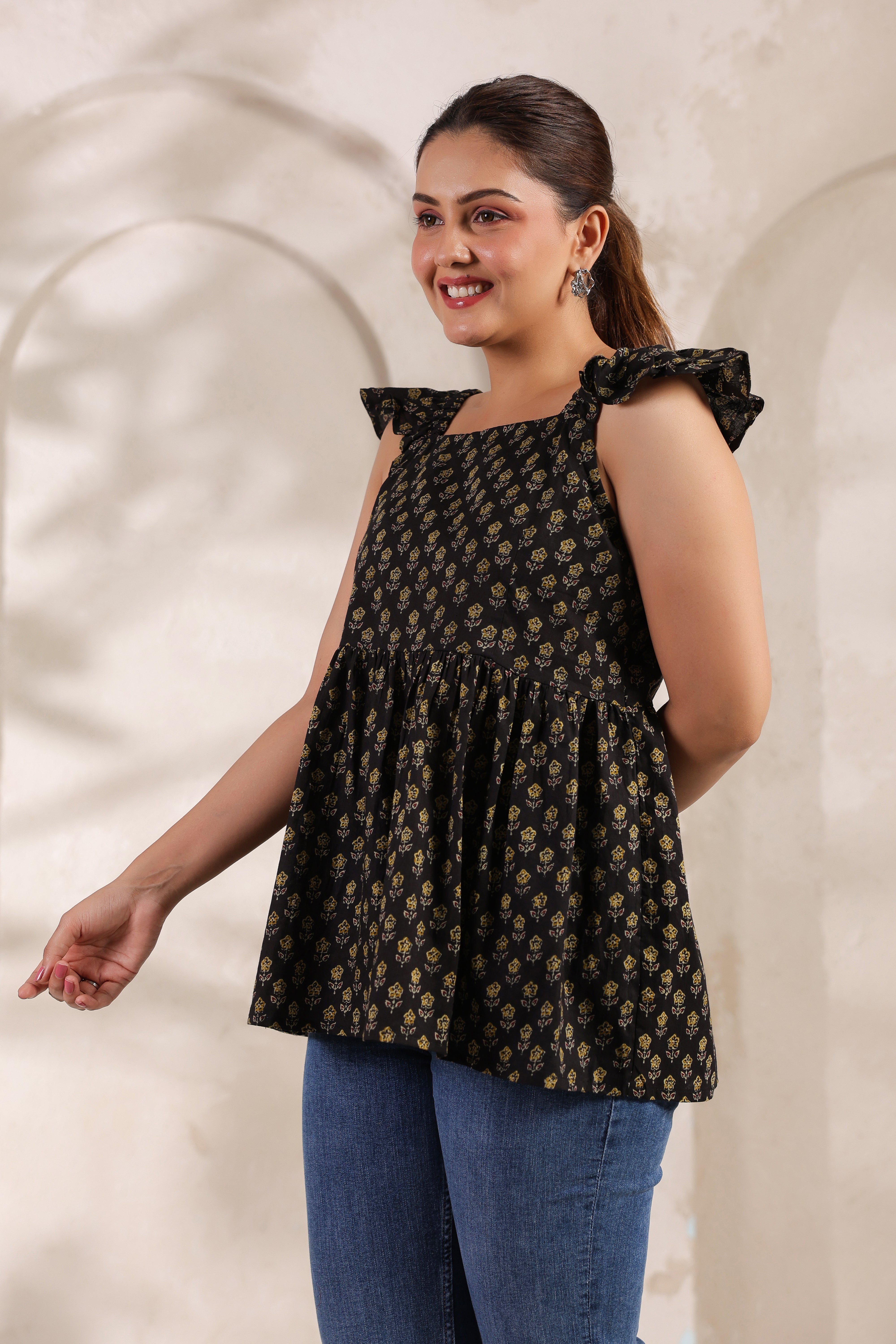 Black & Gold Floral Printed Sleeveless Kurti Top