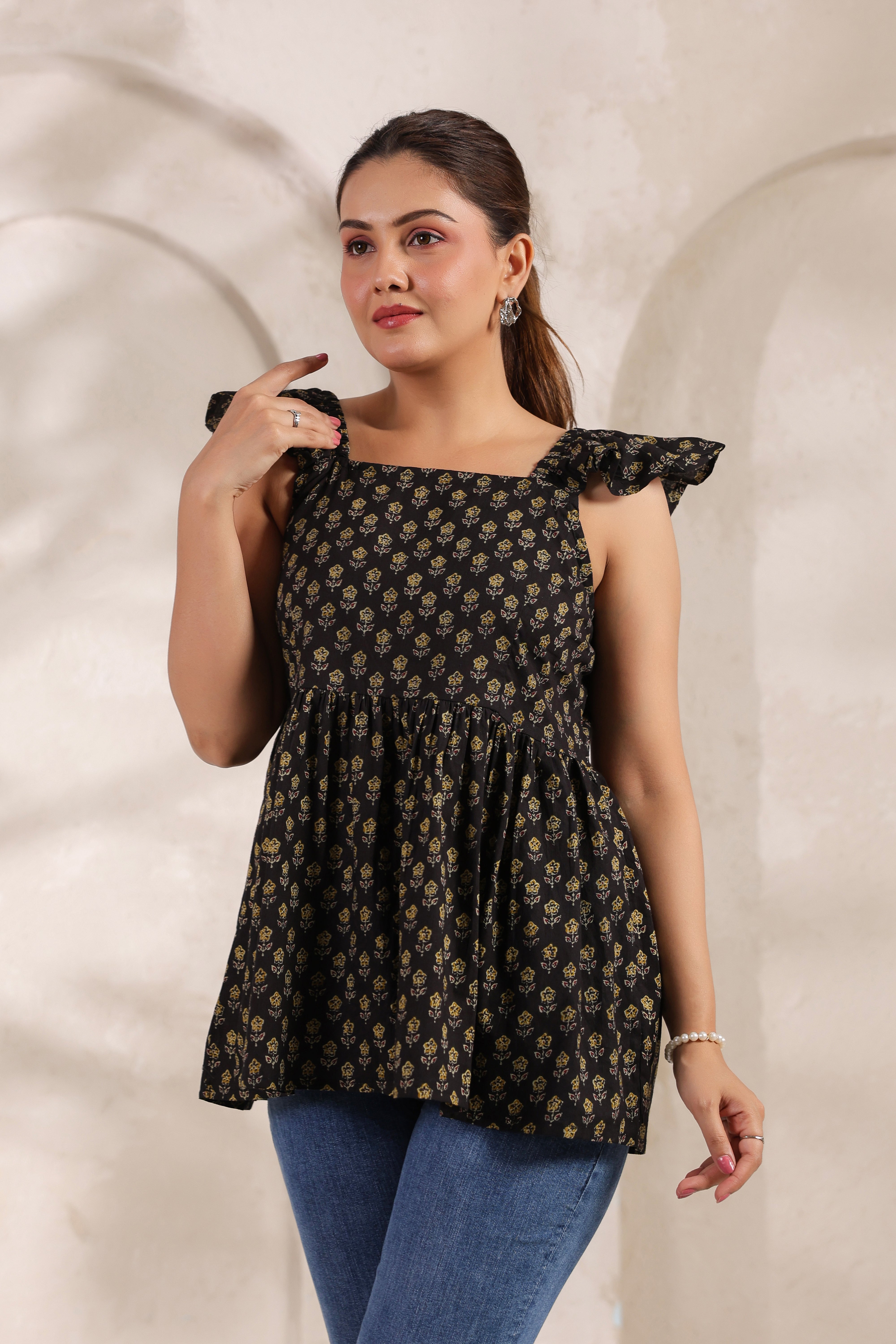 Black & Gold Floral Printed Sleeveless Kurti Top