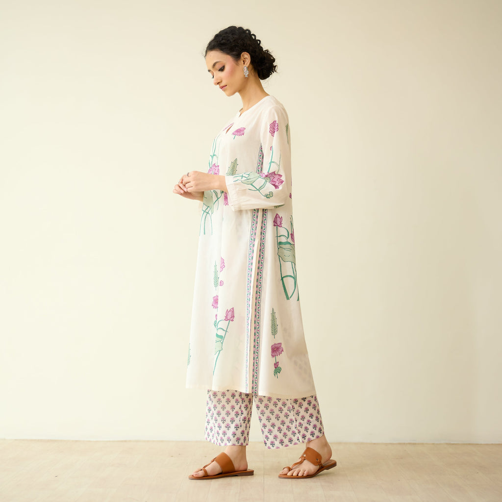 Lotus Bloom Mulmul Cotton Kurta Set - Lilac